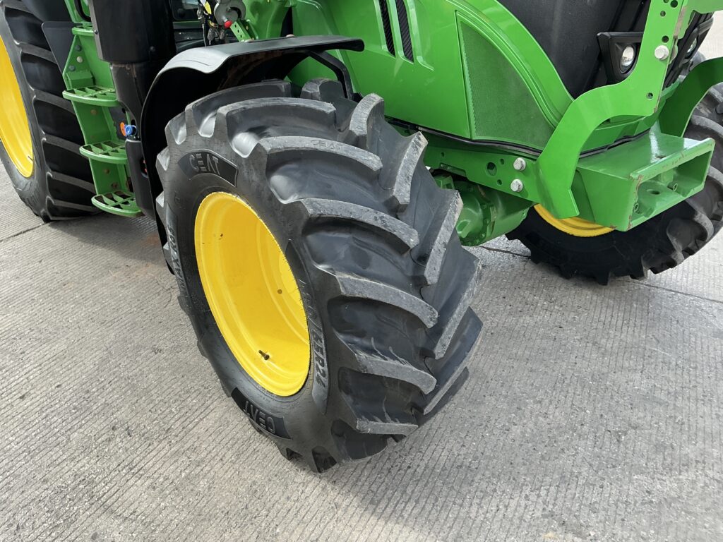John Deere 6130M Tractor (ST26618)