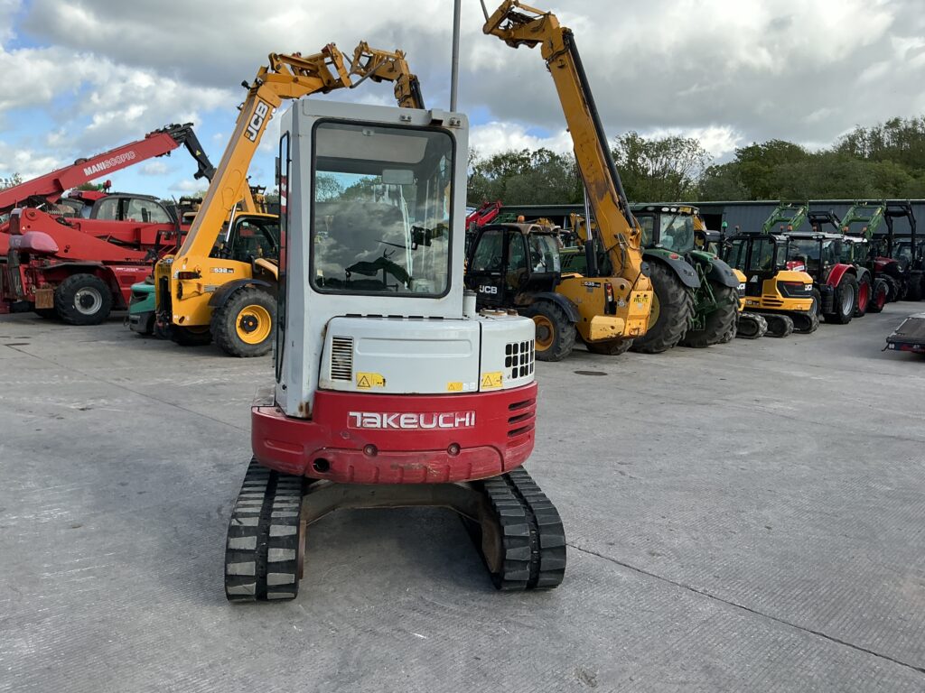 Takeuchi TB138FR Digger (ST26757)