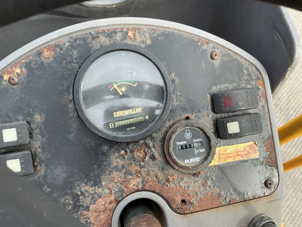 CAT CB224 Roller (ST26775)
