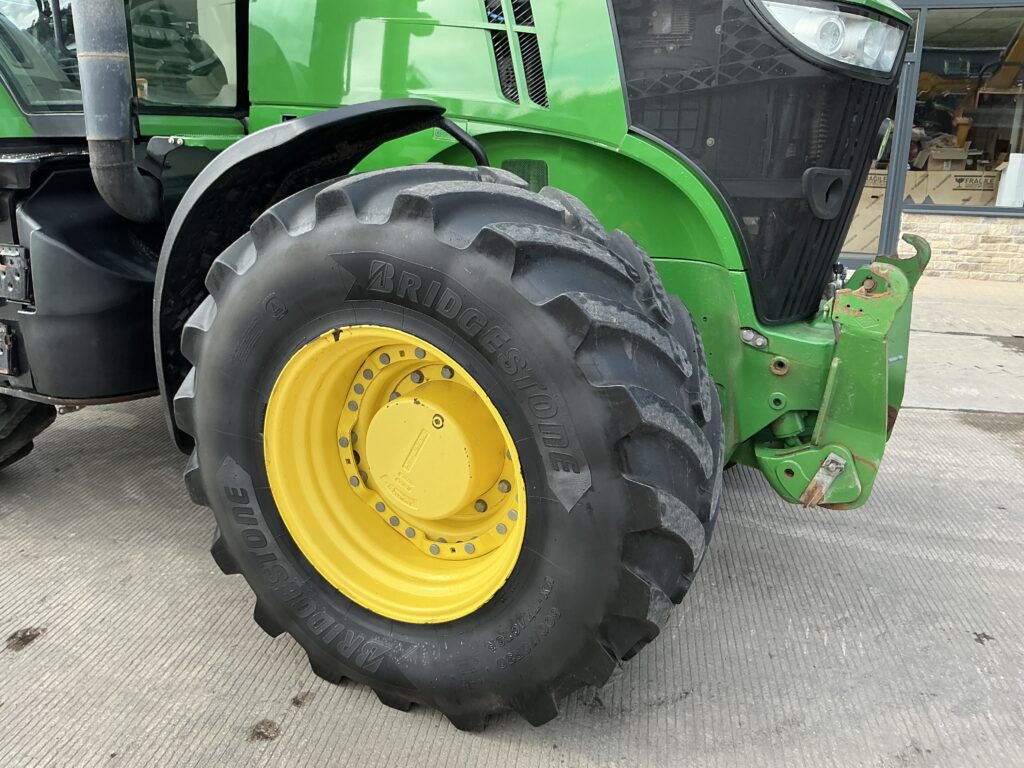 John Deere 7250R Tractor (ST24557)