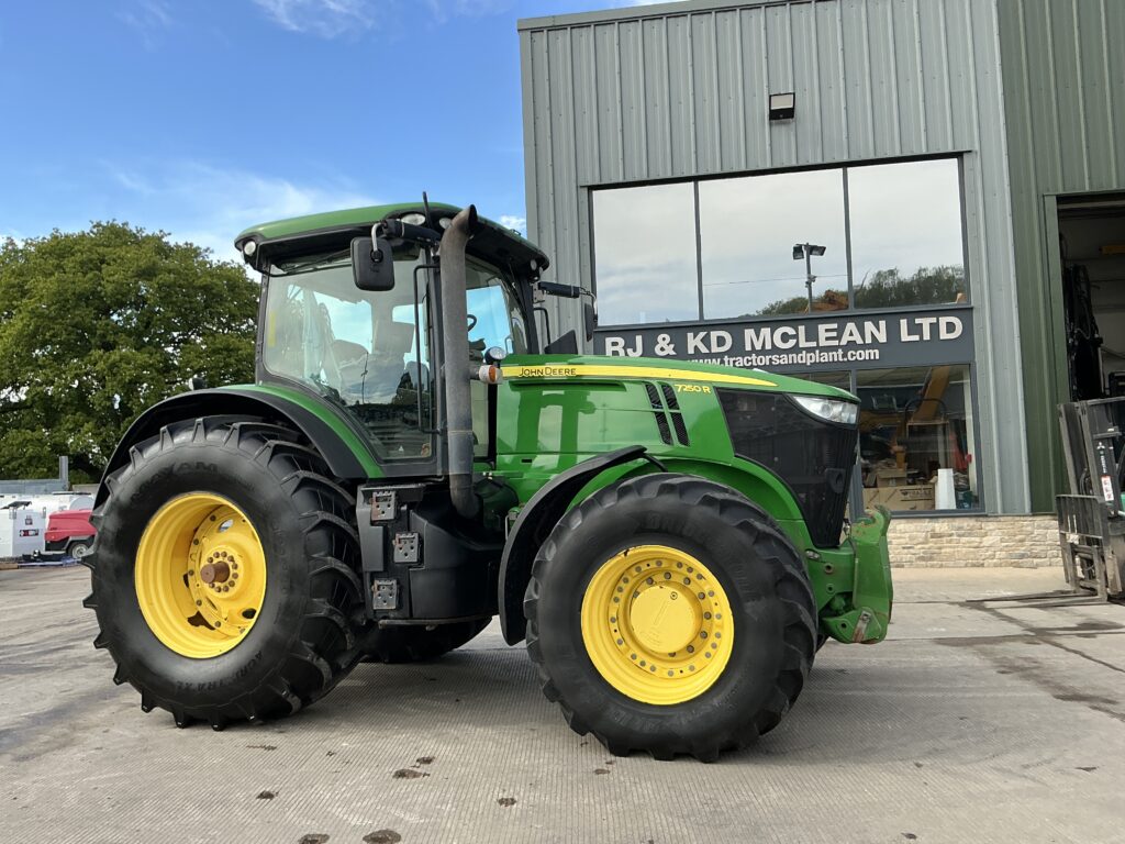 John Deere 7250R Tractor (ST24557)