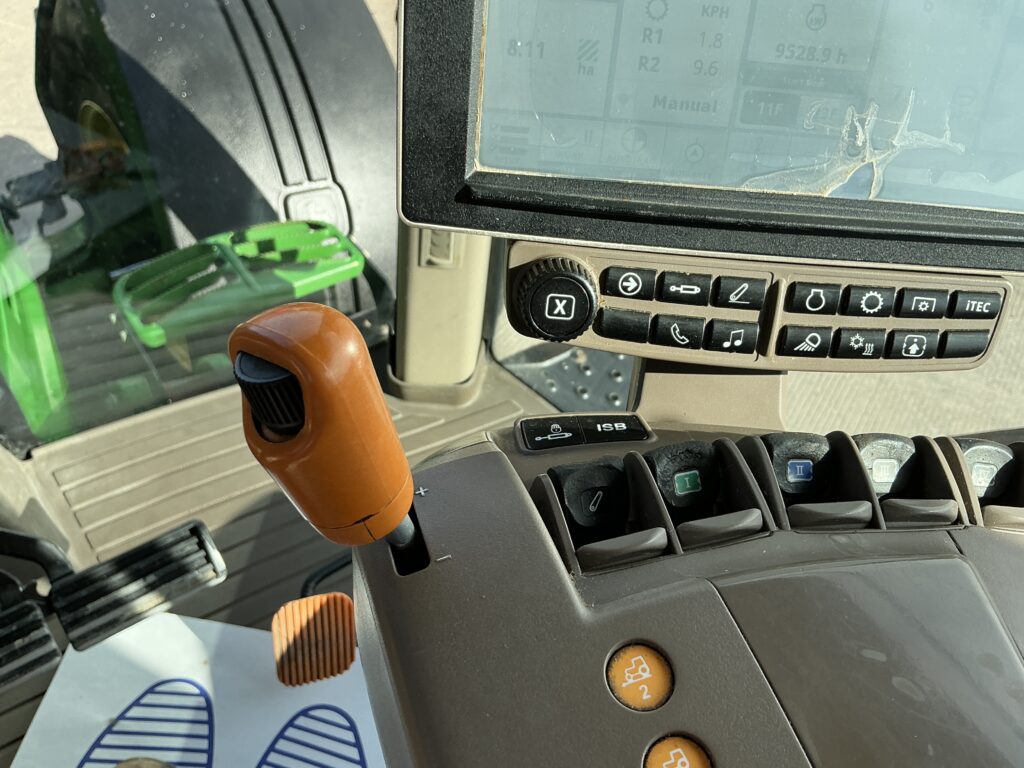 John Deere 7250R Tractor (ST24557)