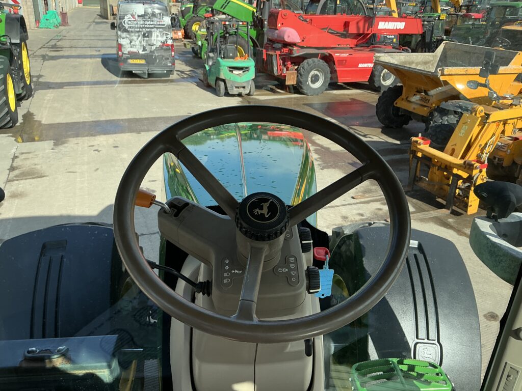 John Deere 7250R Tractor (ST24557)