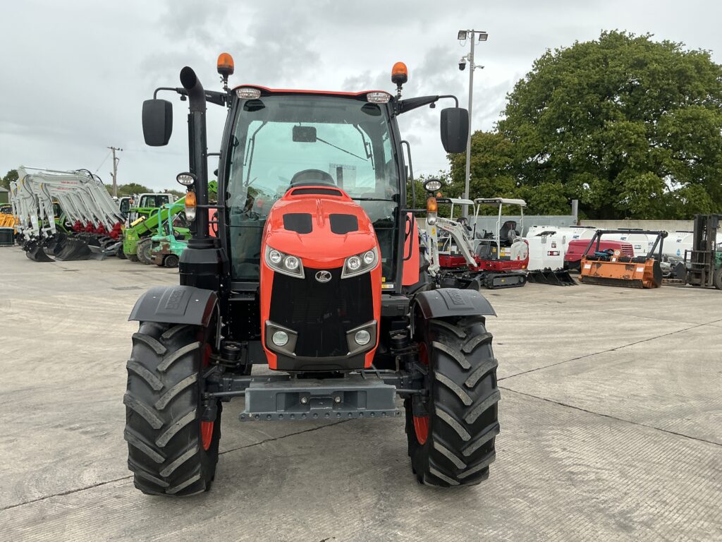 Kubota M105 GX-IV Tractor (ST26382)