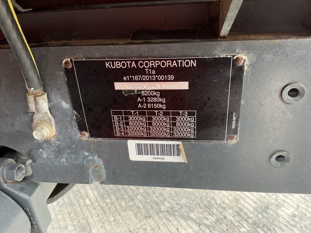 Kubota M105 GX-IV Tractor (ST26382)
