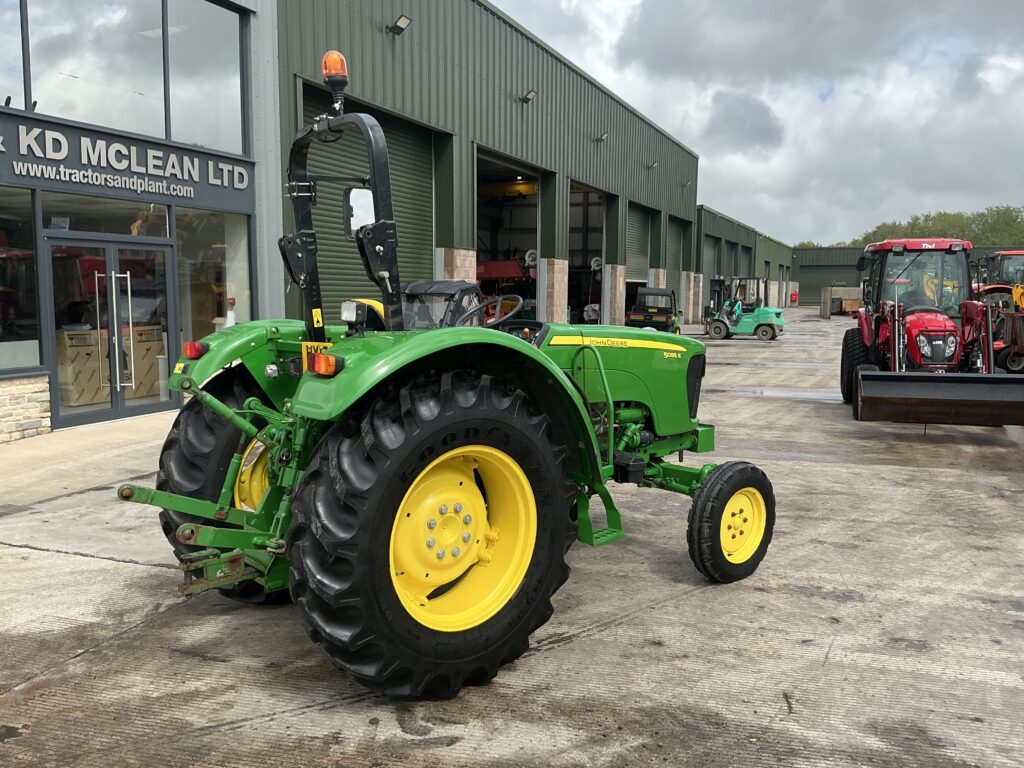 John Deere 5055E Tractor (ST26716)