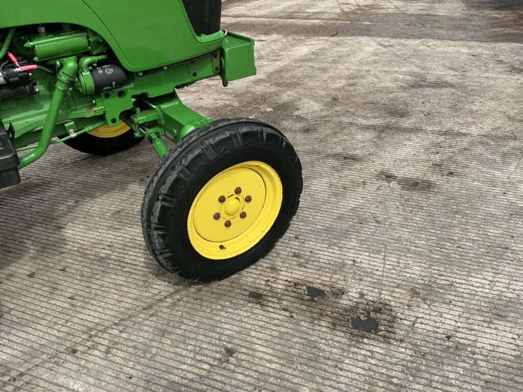 John Deere 5055E Tractor (ST26716)