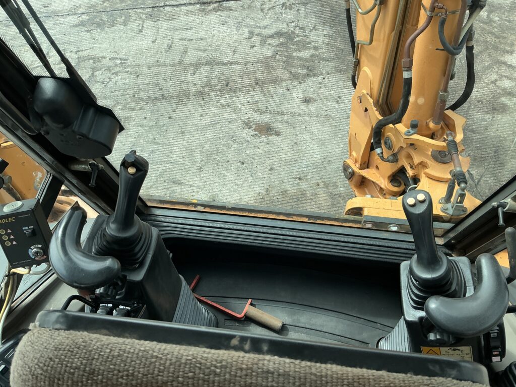Case 590 Super R Wheeled Digger (ST26562)
