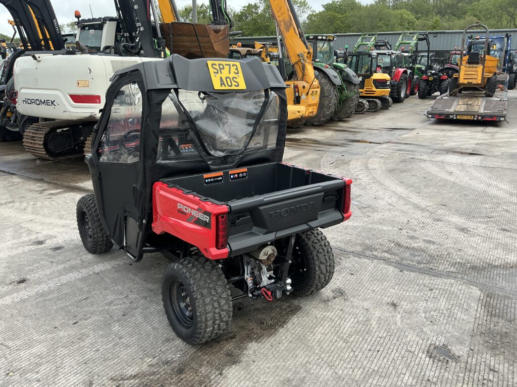 Honda Pioneer 520 Buggy (ST26582)