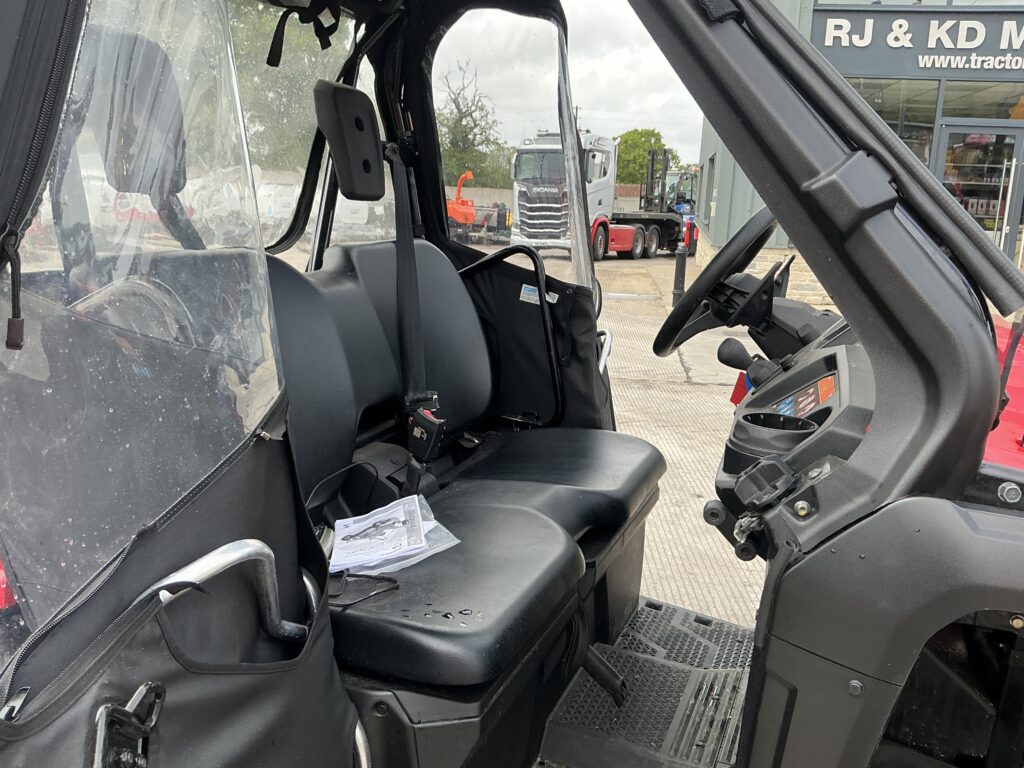 Honda Pioneer 520 Buggy (ST26582)
