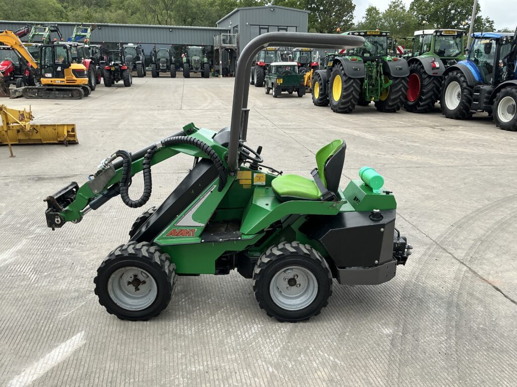 Avant 520 Compact Telescopic Loading Shovel (ST26797)