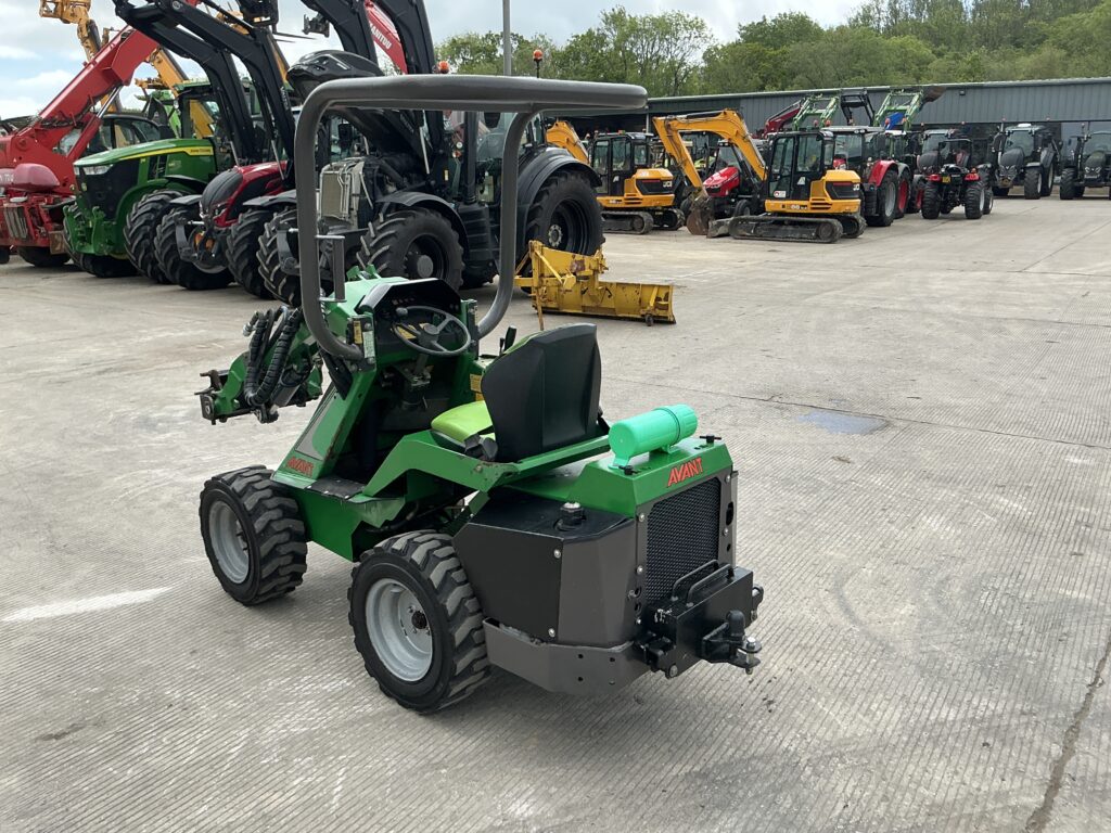 Avant 520 Compact Telescopic Loading Shovel (ST26797)