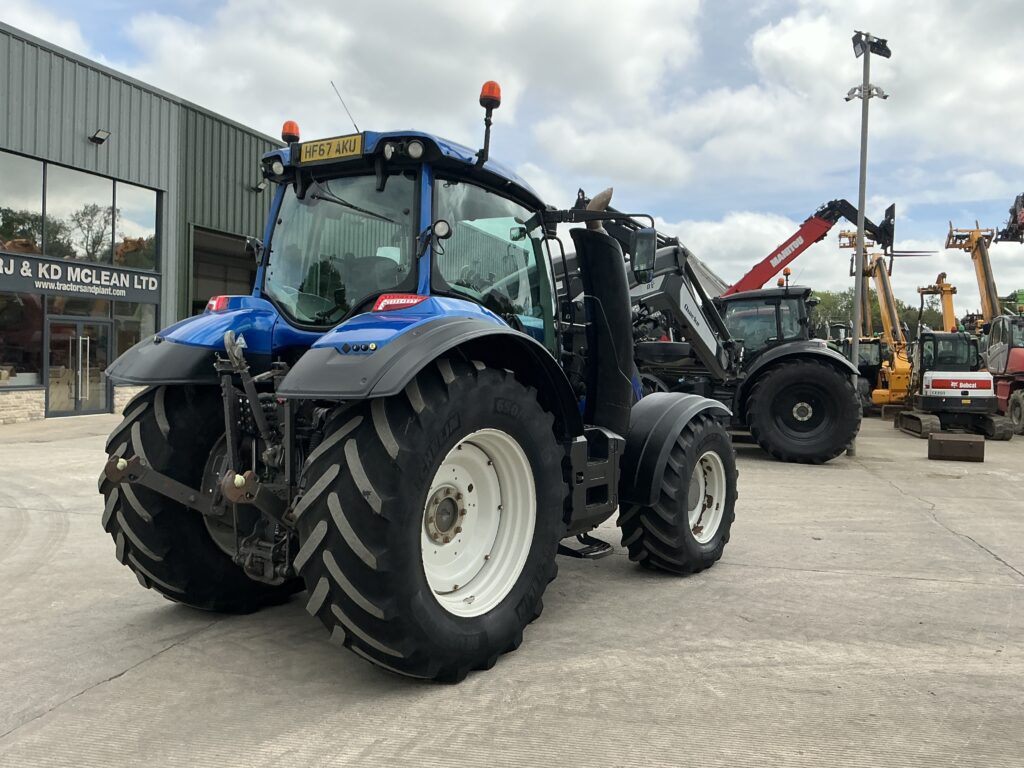 Valtra T174 Active tractor (ST26435)