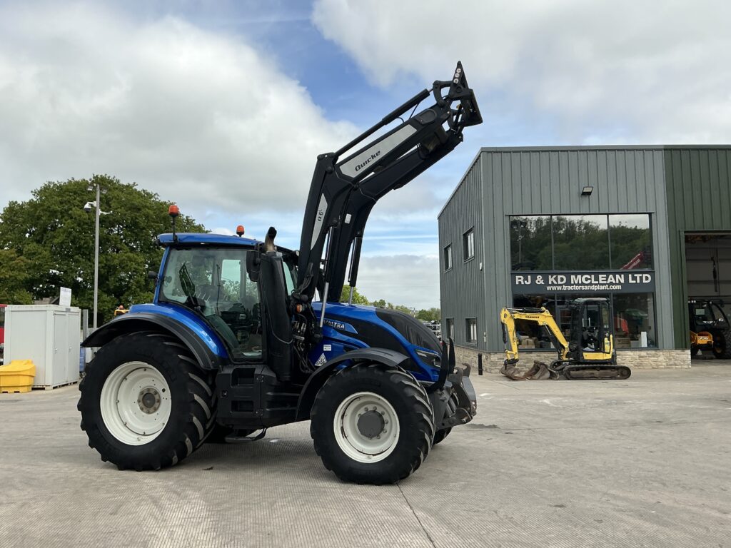 Valtra T174 Active tractor (ST26435)