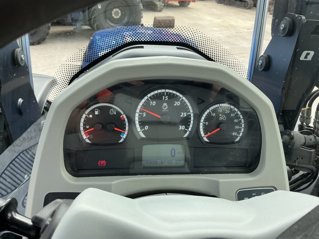 Valtra T174 Active tractor (ST26435)