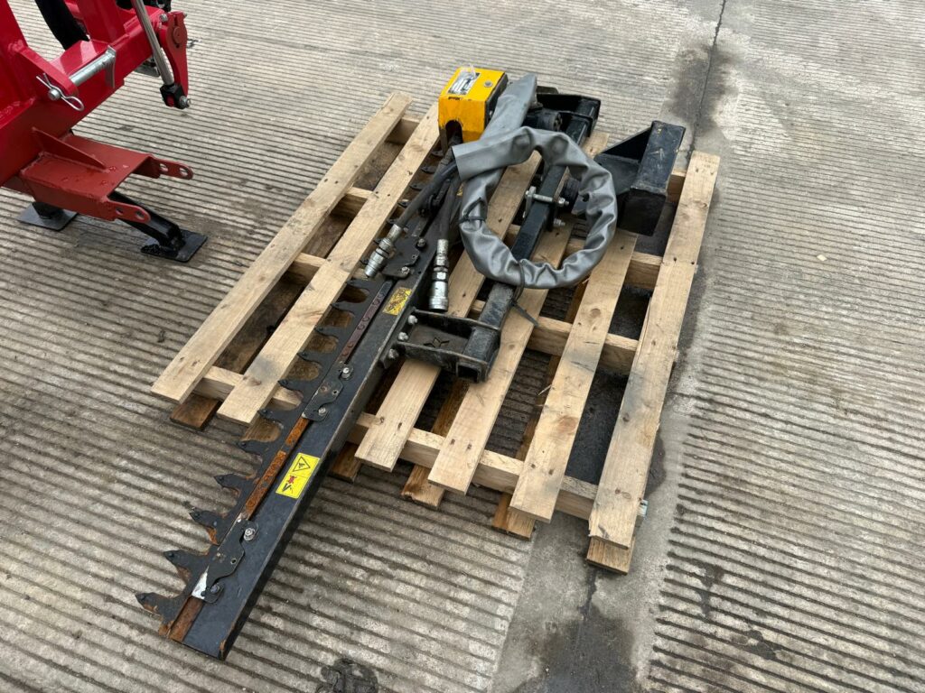Bomford Robin 3.4 Hedge Trimmer (ST26575)