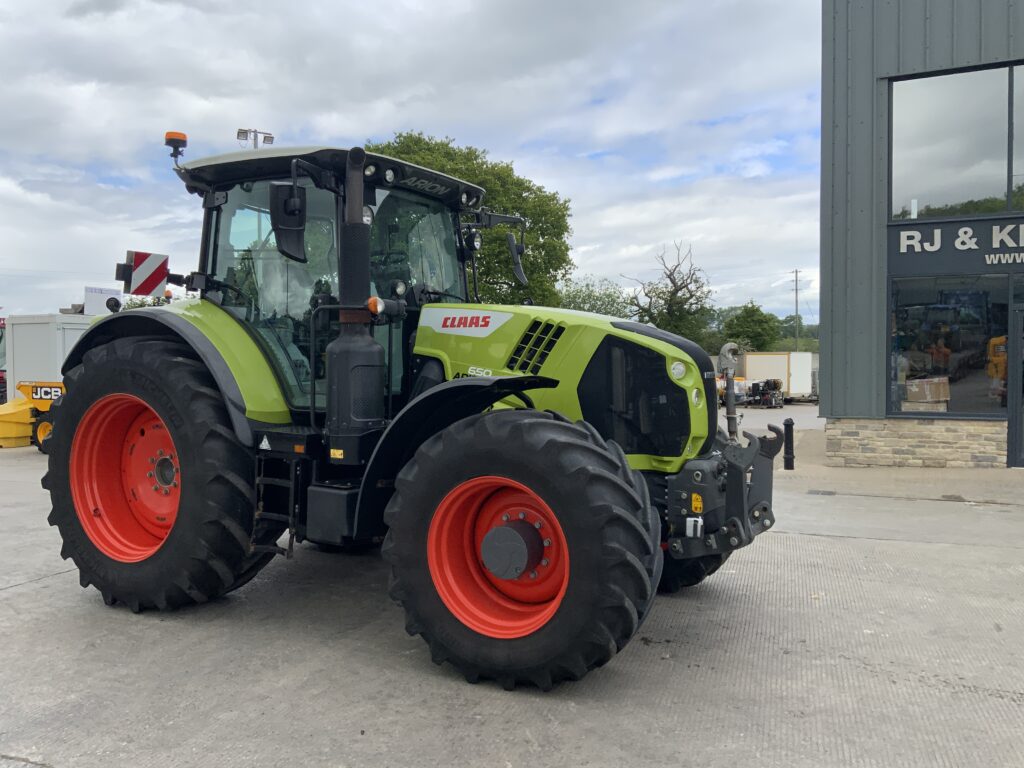 Claas 650 Arion Tractor (ST25367)
