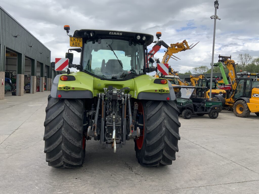 Claas 650 Arion Tractor (ST25367)