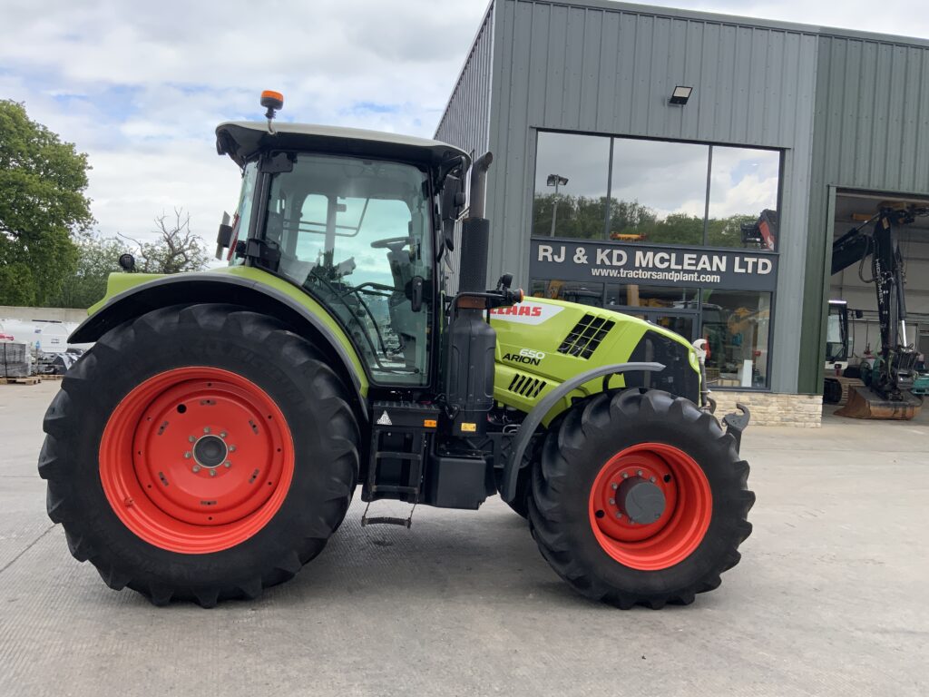 Claas 650 Arion Tractor (ST25367)