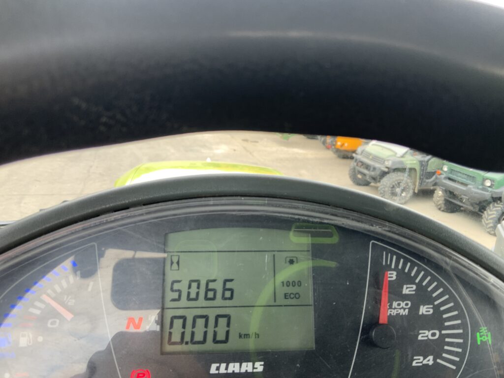 Claas 650 Arion Tractor (ST25367)