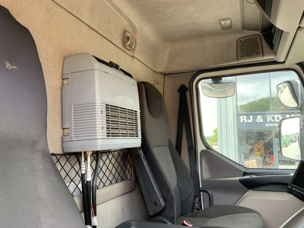 DAF LF250 Lorry (ST26644)