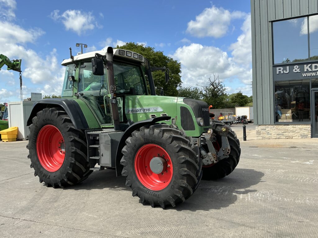 Fendt 716 Tractor (ST25458)