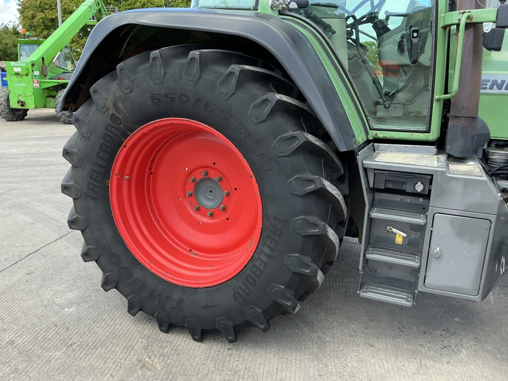 Fendt 716 Tractor (ST25458)