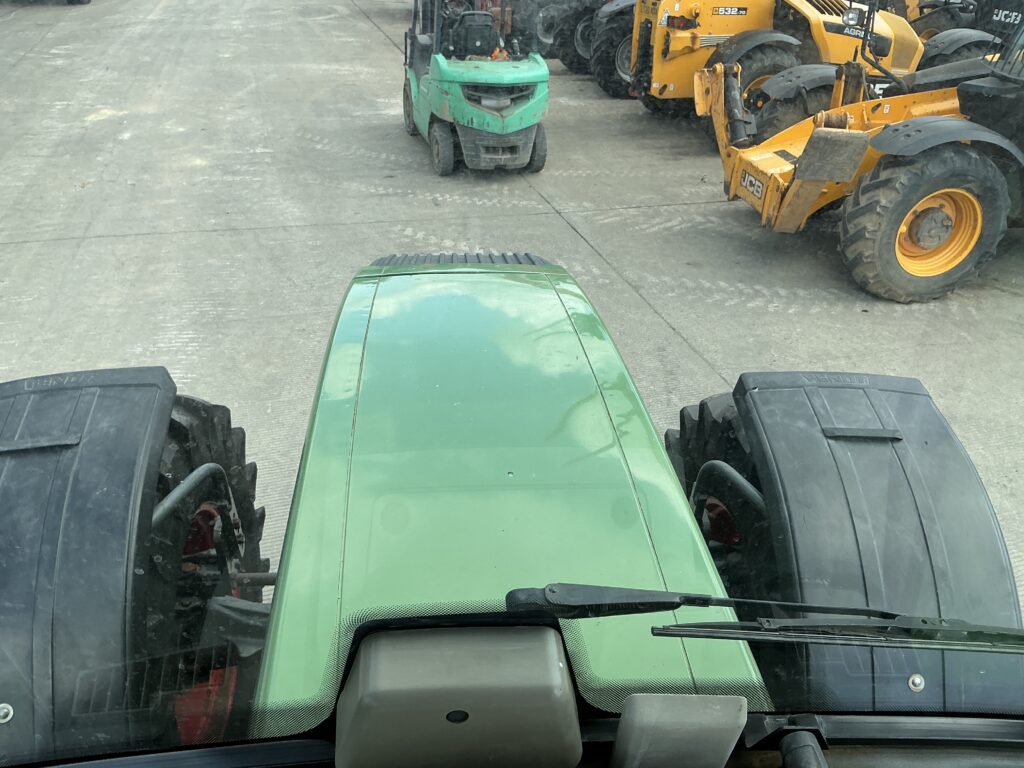 Fendt 716 Tractor (ST25458)