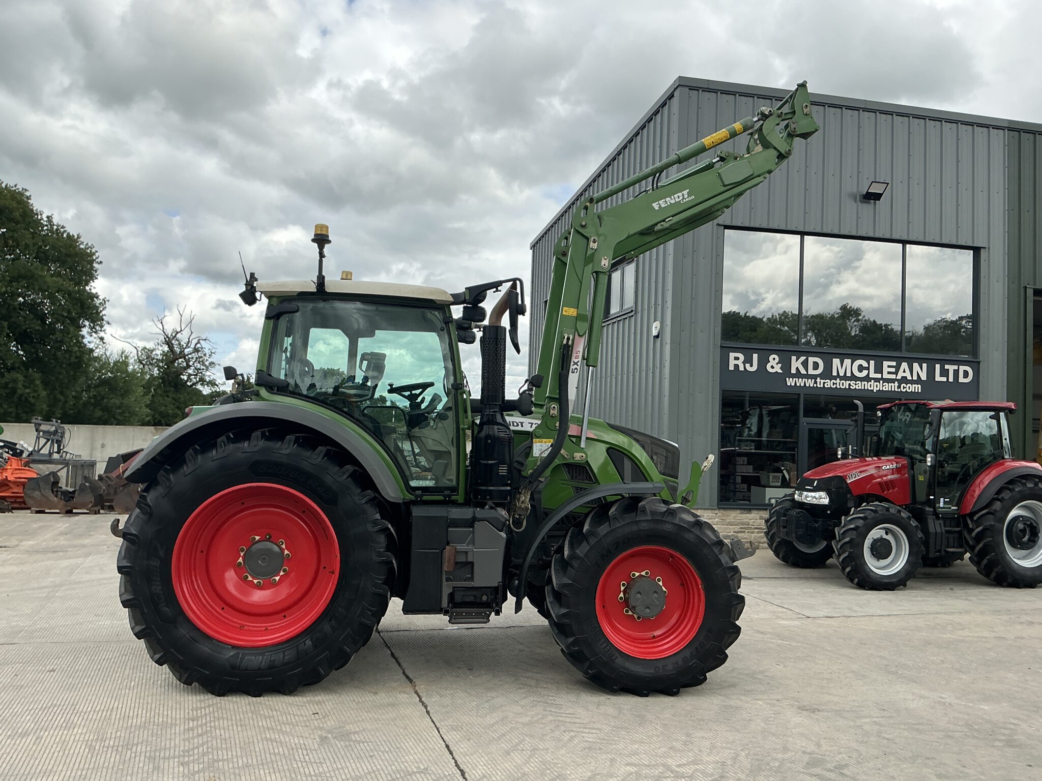 fendt-724-power-plus-tractor-st23425-fendt-724-power-plus-tractor-st23425-fendt-724-power-plus-tractor-st23425-img-8807-2048x1536-1