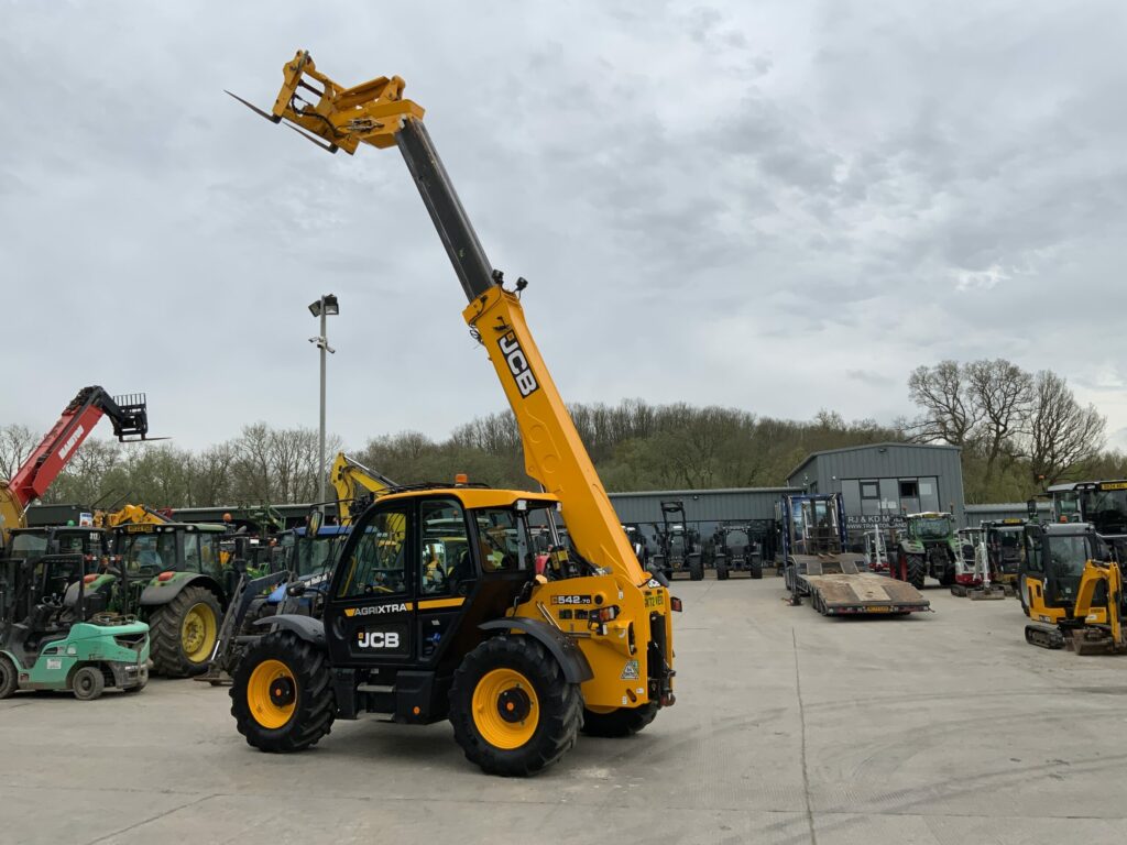 JCB 542-70 Agri Xtra Telehandler (ST26293)
