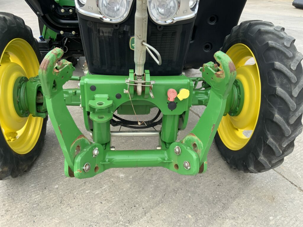 John Deere 6120M Tractor (ST26118)