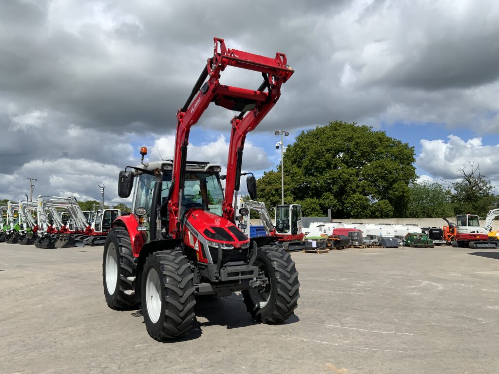 Massey Ferguson 5S.135 Tractor (ST26587)