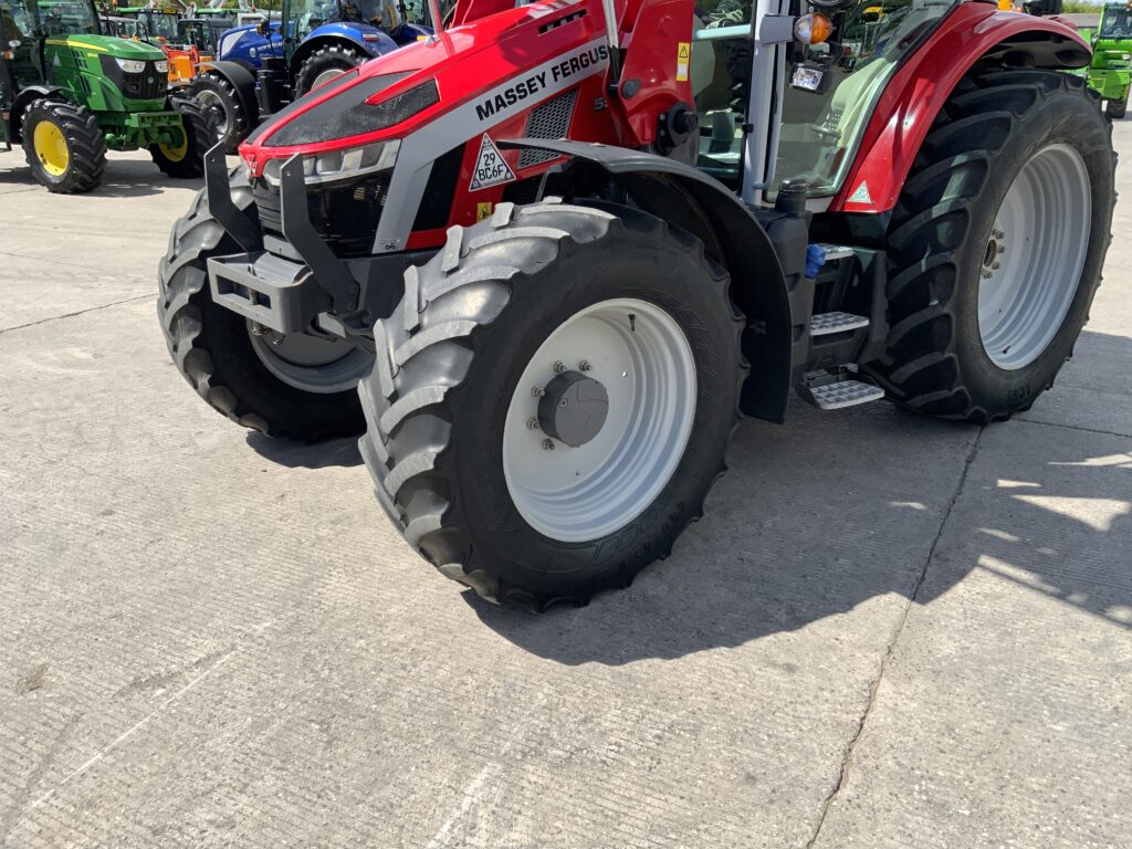 Massey Ferguson 5S.135 Tractor (ST26587)