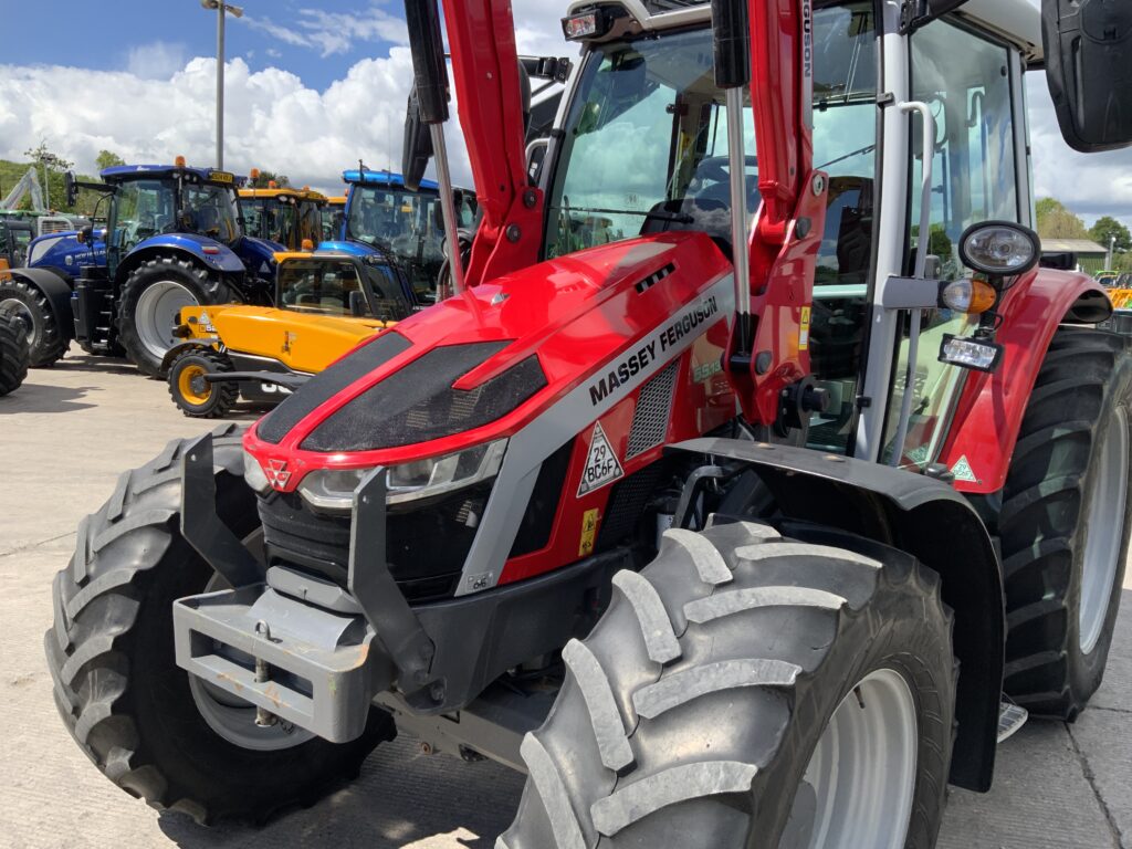 Massey Ferguson 5S.135 Tractor (ST26587)