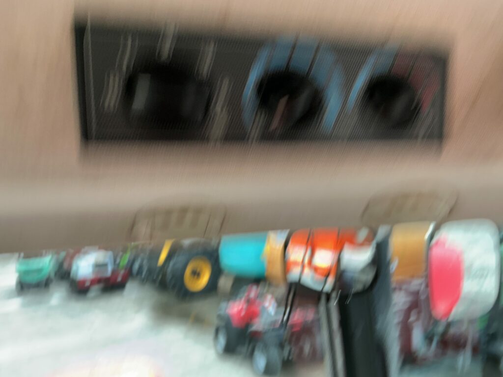 Massey Ferguson 7718 Dyna6 Tractor (ST25973)