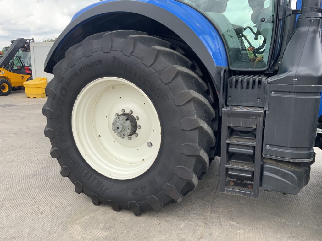 New Holland T7.290 Tractor (ST24455)