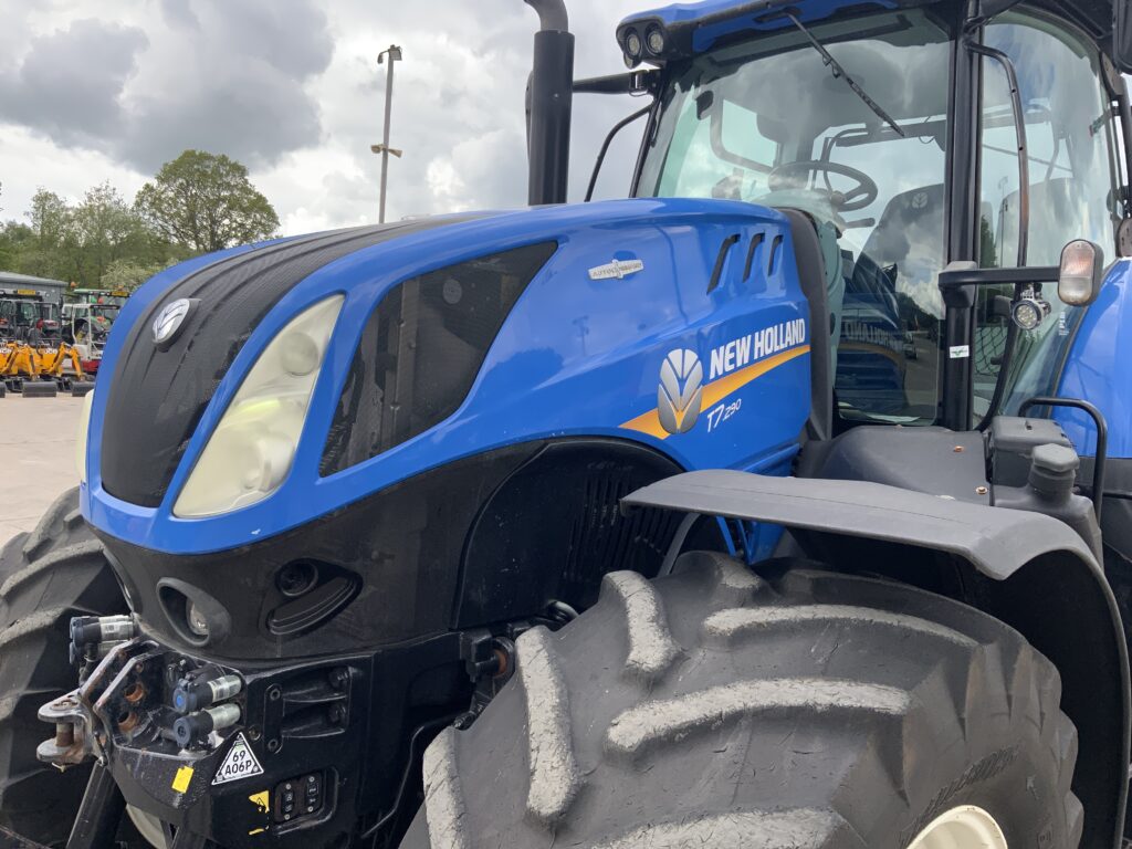 New Holland T7.290 Tractor (ST24455)
