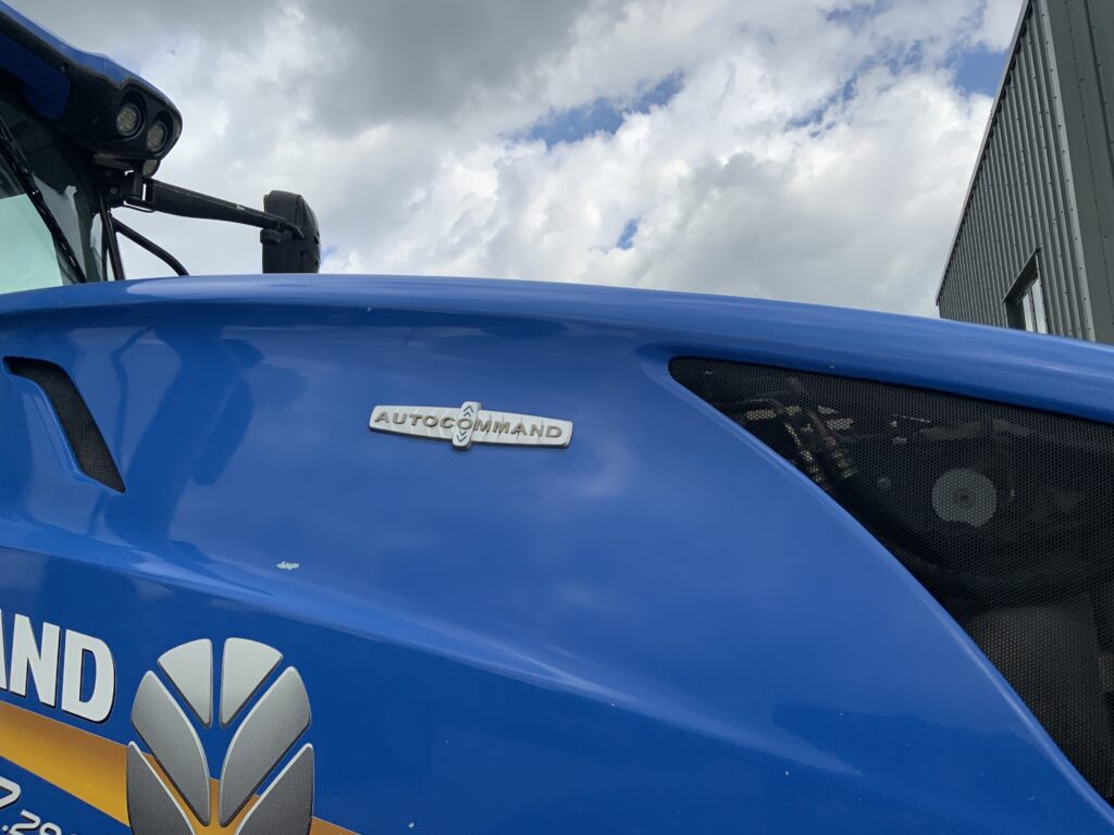 New Holland T7.290 Tractor (ST24455)