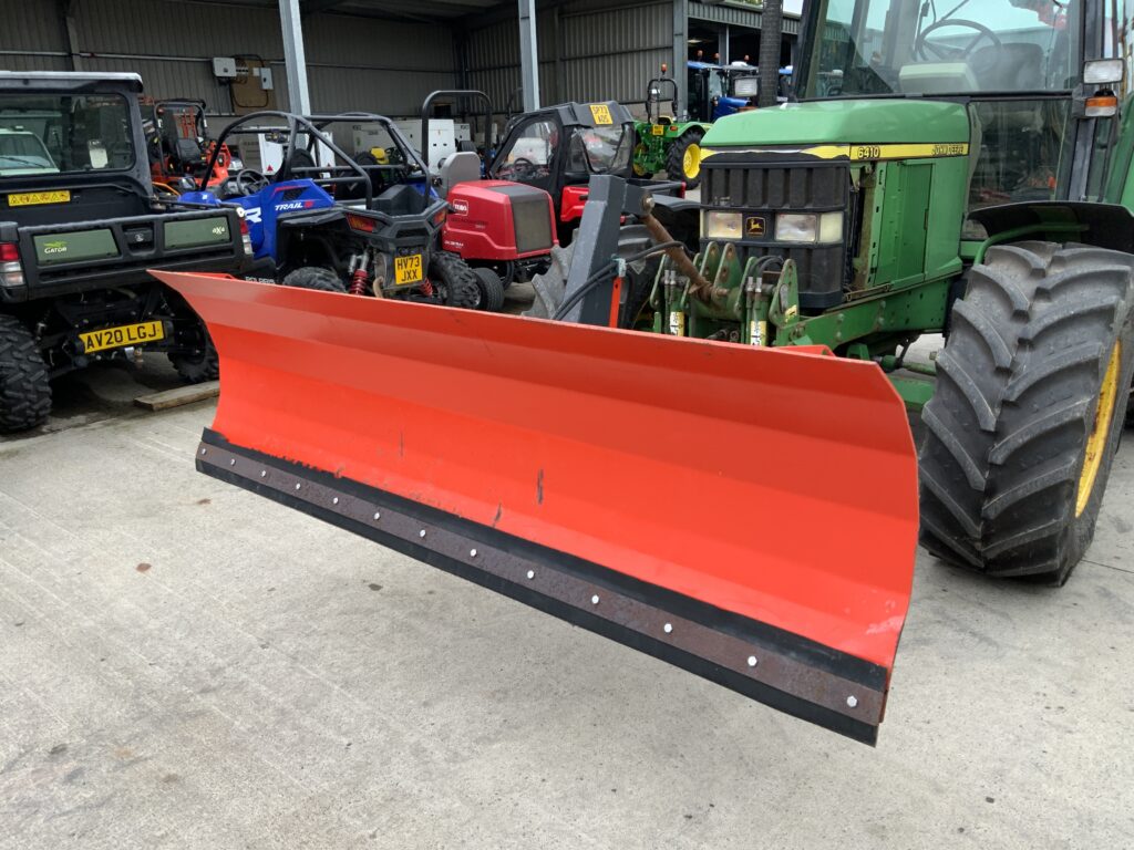Sutton SNB250H 8ft Snowblade