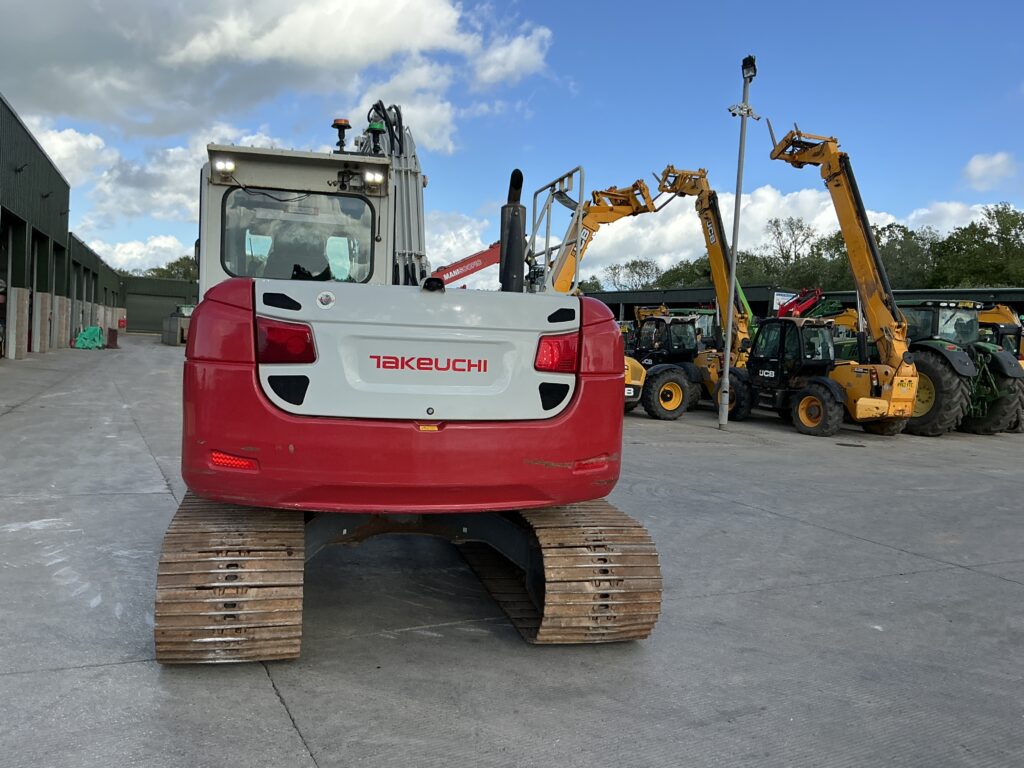 Takeuchi TB2150 Digger (ST26554)