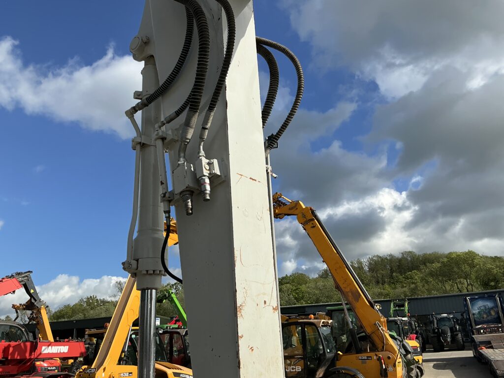 Takeuchi TB2150 Digger (ST26554)