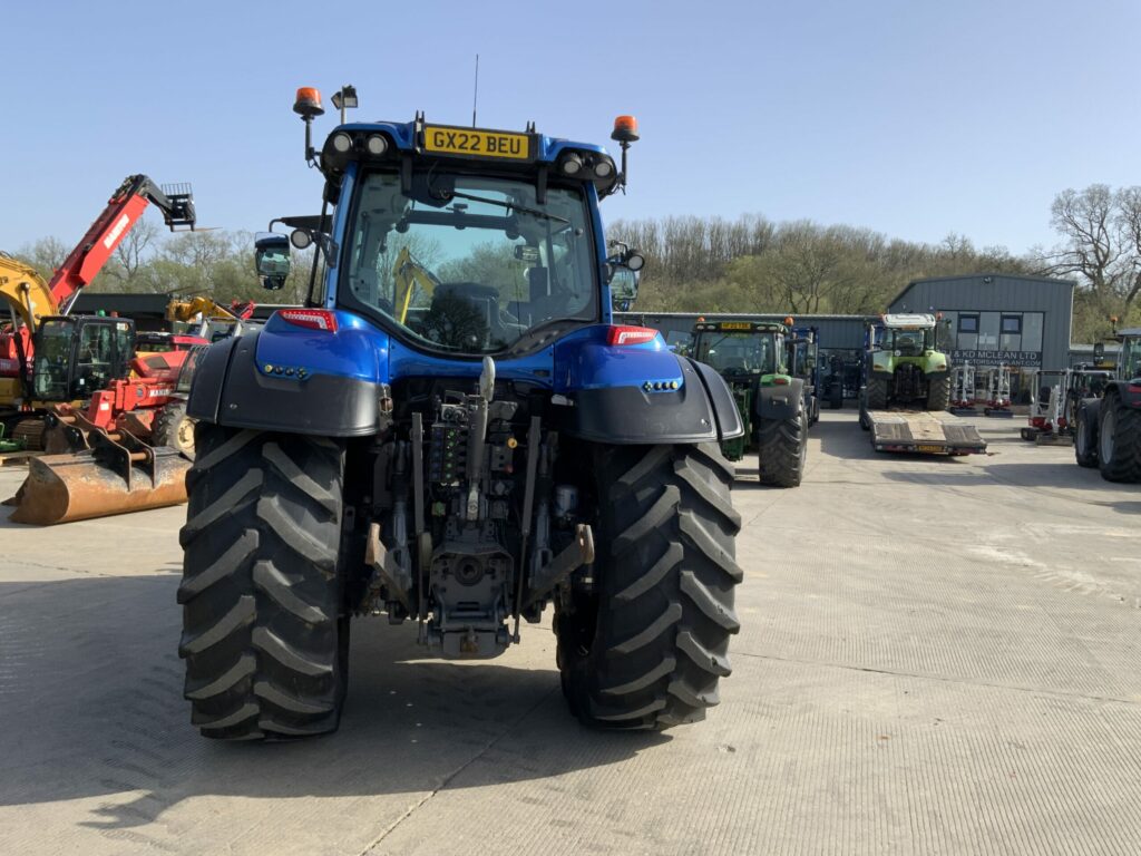 Valtra T175 Versu Tractor (ST26261)