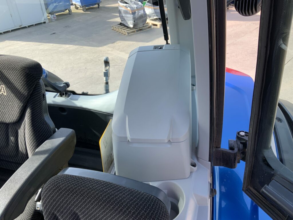 Valtra T175 Versu Tractor (ST26261)
