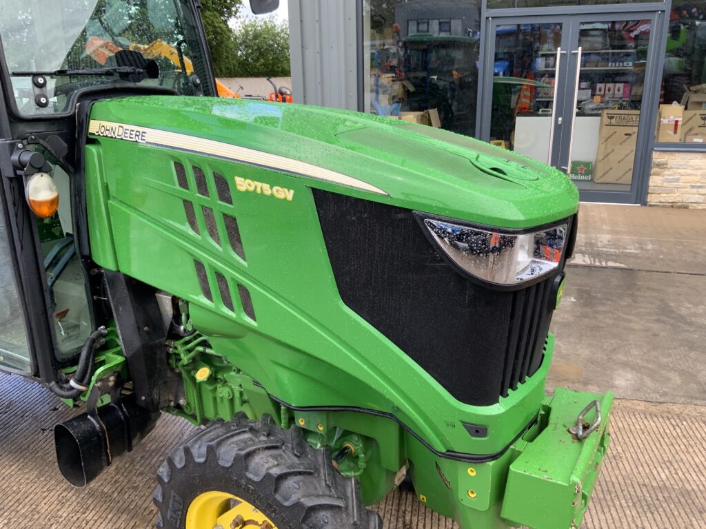 John Deere 5075 GV Narrow Tractor (ST26505)