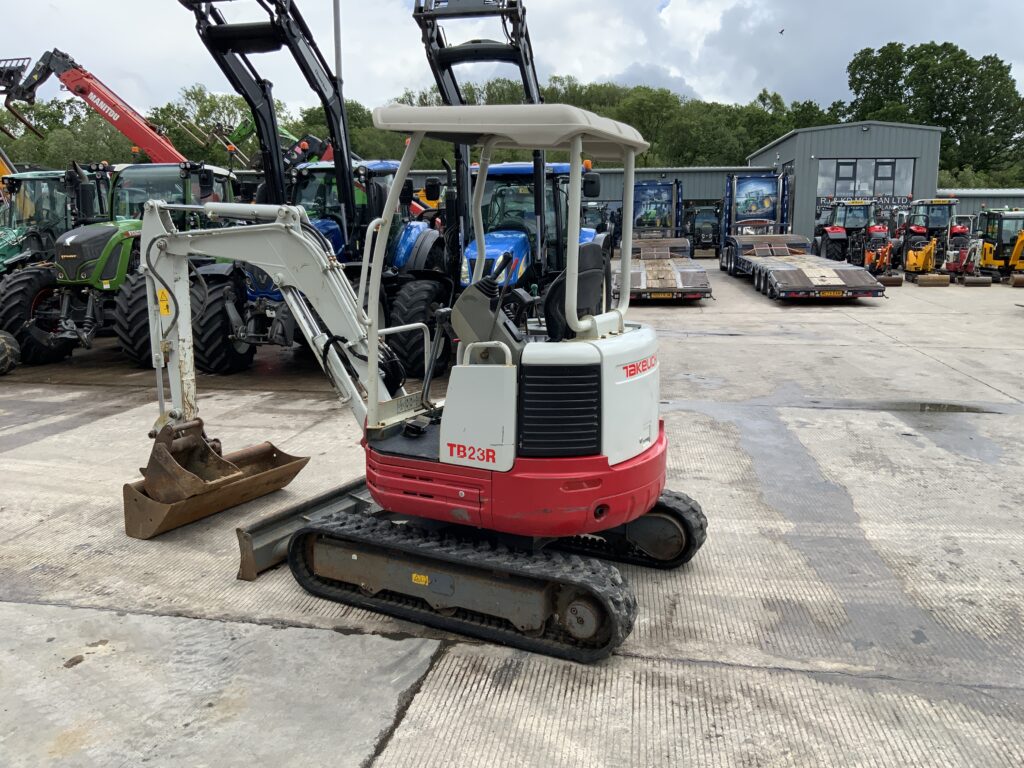 Takeuchi TB23R Digger (ST26872)