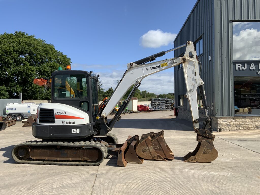 Bobcat E50 Digger (ST26705)