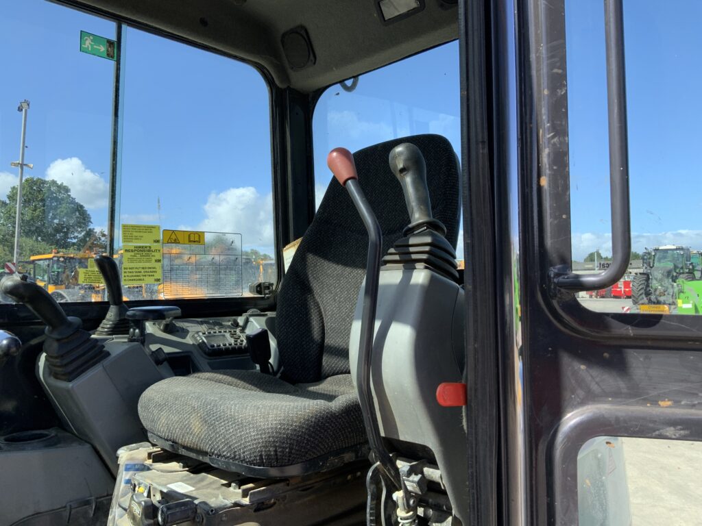 Bobcat E50 Digger (ST26705)