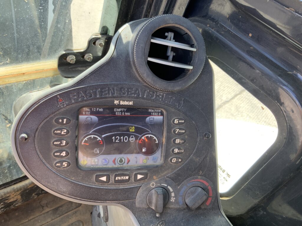 Bobcat E50 Digger (ST26705)