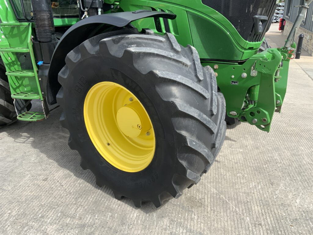 John Deere 6170M Tractor (ST26719)