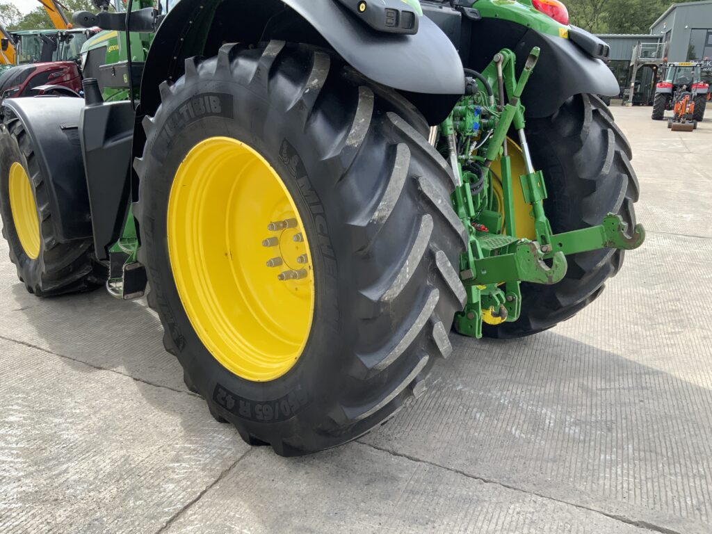 John Deere 6170M Tractor (ST26719)